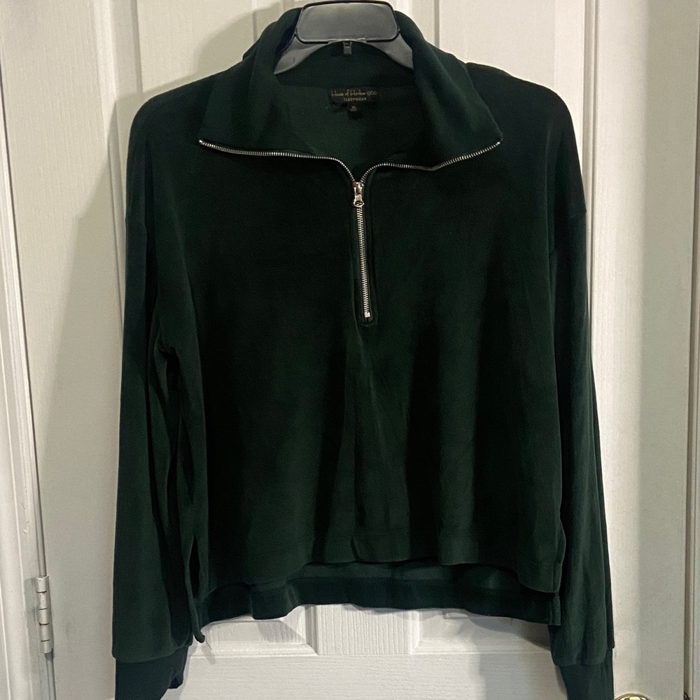House of Harlow 1960 Deep Green Sleepwear Top